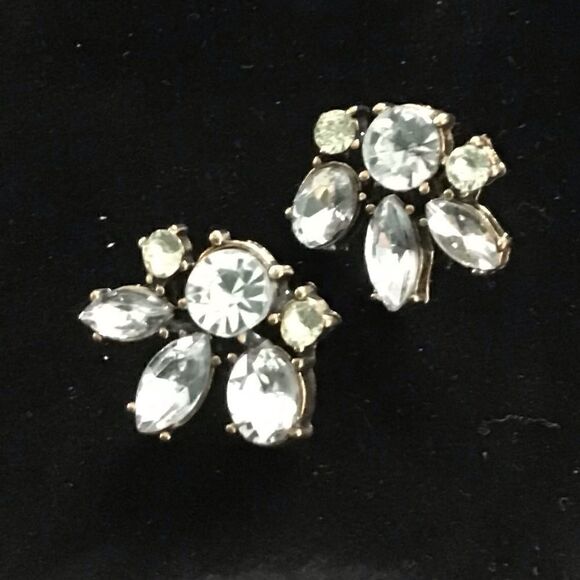New crystal & gold stud earrings - Picture 1 of 3